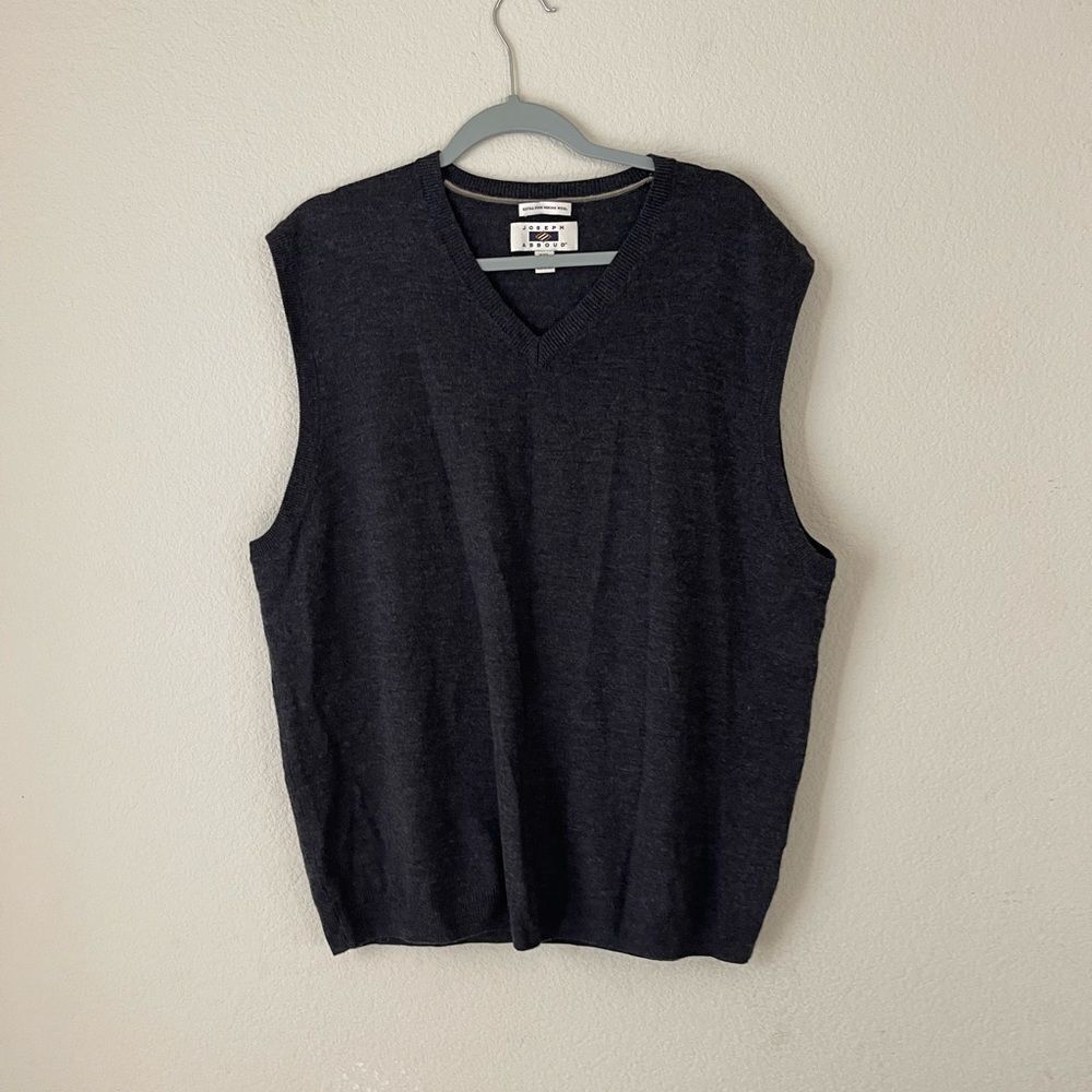 Joseph abbound fine merino wool sweater vest